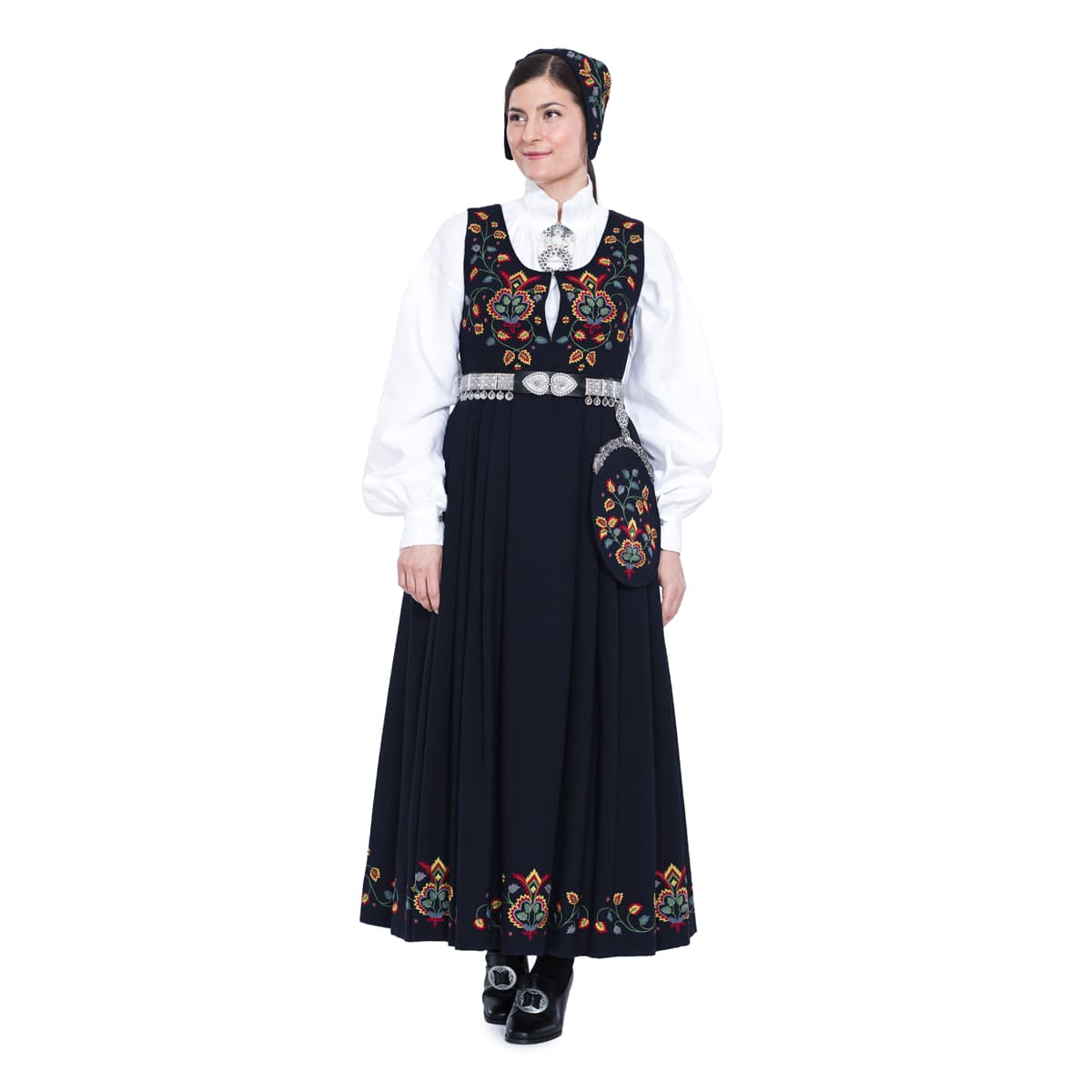 Valdres_bunad_dame_lue_heimenhusfliden.jpg