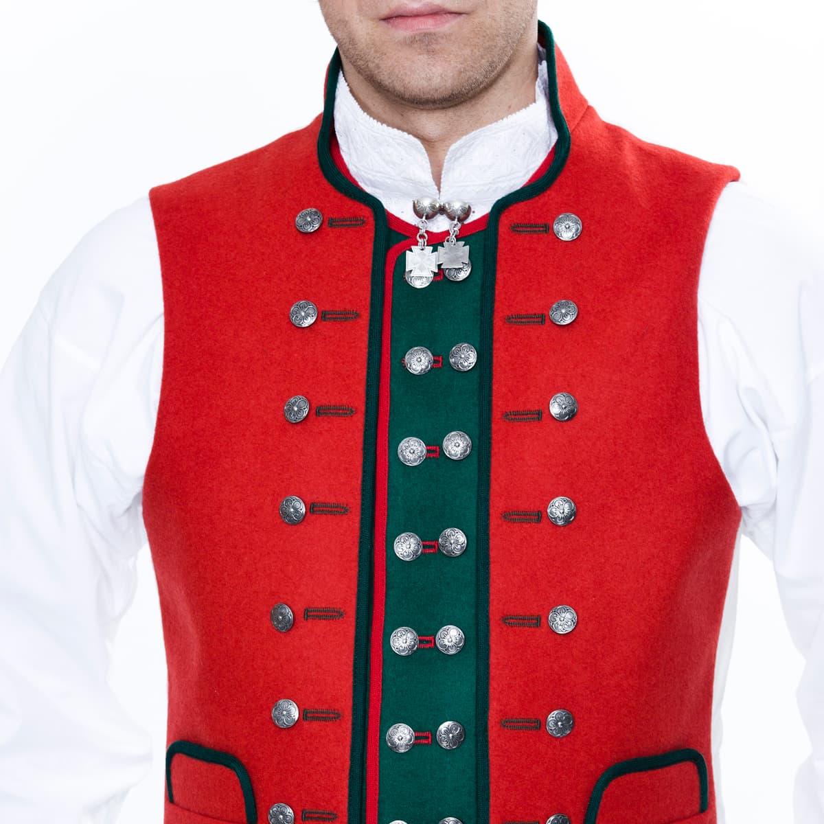 Ytre_Nordhordaland_mannsbunad_detalj.jpg