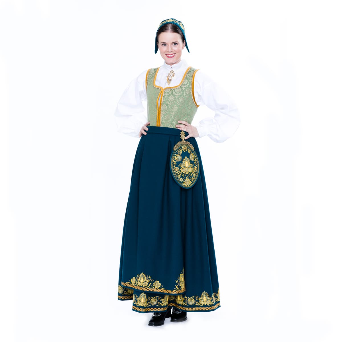 Romerike_L55_damebunad_blåstakk.jpg