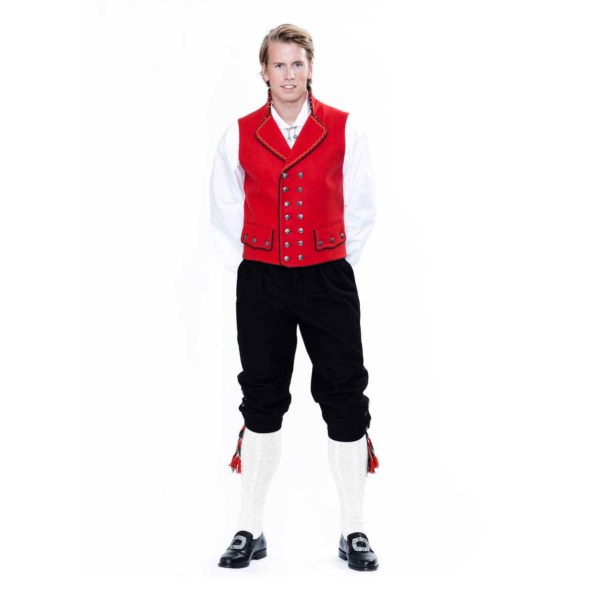 Ulvik_mannsbunad_vest.jpg